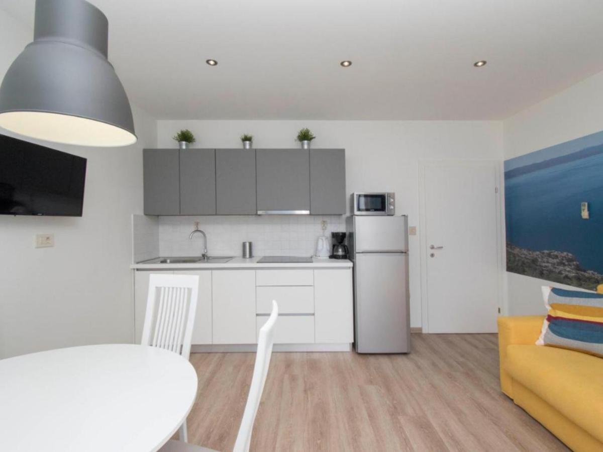 Apartments Antonio Tucepi Ngoại thất bức ảnh